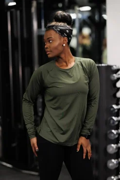 Active loose fit long sleeve -*Careless Hot