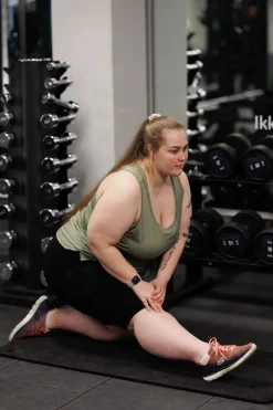 Active scrunch shape midi biker shorts - Black*Careless Hot