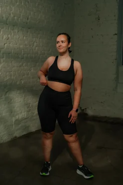 Active scrunch shape midi biker shorts - Black*Careless Hot