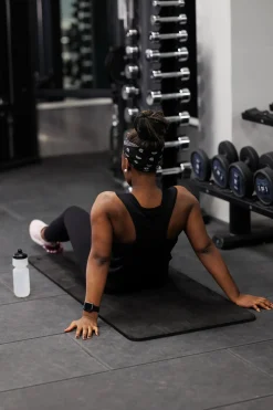 Active top -*Careless Sale