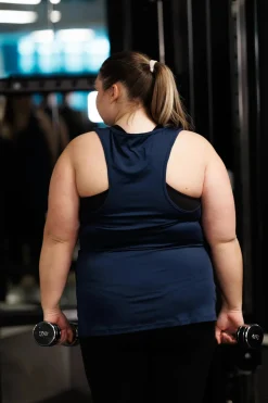 Active top -*Careless Hot