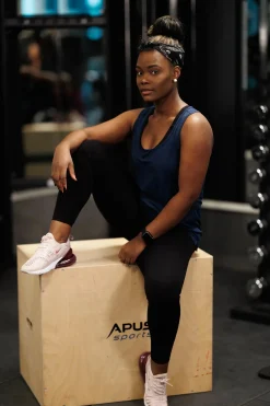 Active top -*Careless Hot