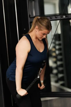 Active top -*Careless Hot