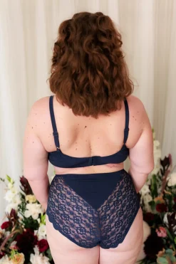 Ada High Waist truse -*Careless Hot