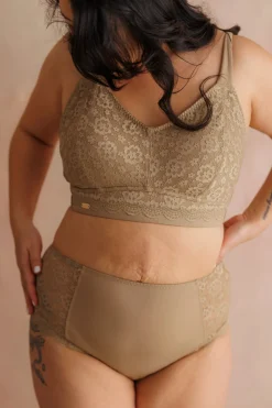 Aline Flower Bra Big Cup -*Careless Fashion