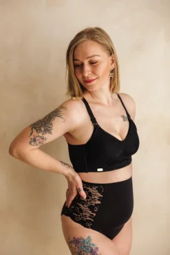 Alma Amme-BH Small Cup - Black Onyx*Careless Online