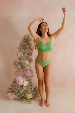 Amalie String -*Careless Discount