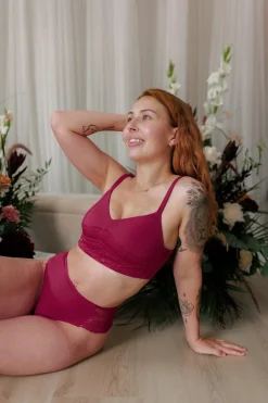 Amalie String -*Careless New