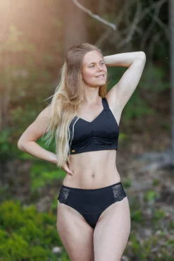 Amalie String*Careless Sale