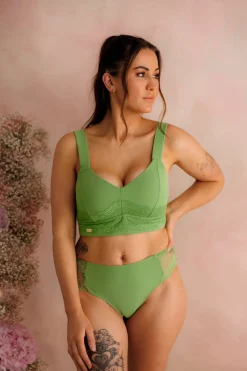 Amanda Basic Bra Big Cup -*Careless Clearance