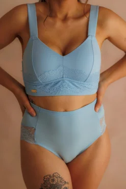Amanda Basic Bra Big Cup -*Careless Clearance