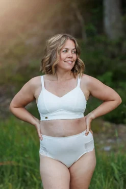 Amanda Basic Bra Small Cup -*Careless Sale