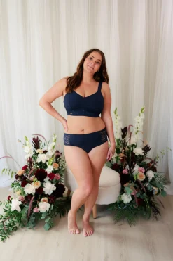 Anne Mid Waist truse -*Careless Hot