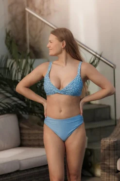 Bali bikinitopp - Lyseblå - Dalia*Careless Online