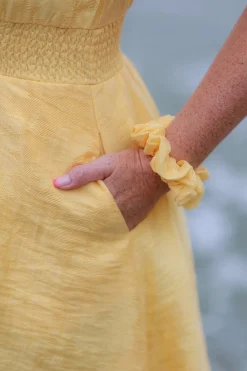 Flower Scrunchie 2pk -*Careless Clearance