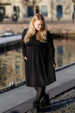 Rib kjole -*Careless New