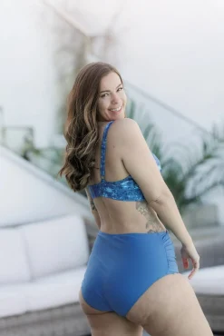 Roma bikinitopp - Mørkeblå - Pansy*Careless Online