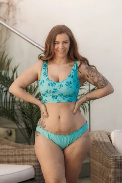 Ruffles Bikinitruse -*Careless Online