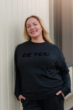 Sandra genser -*Careless Hot