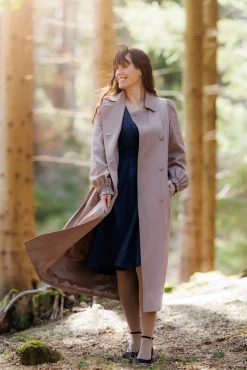 Siri Trenchcoat -*Careless Fashion