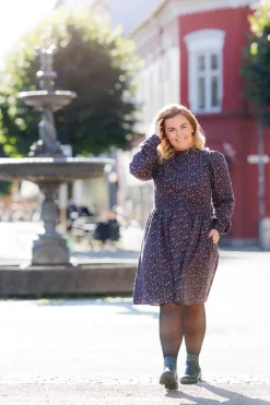 Solveig kjole -*Careless Clearance