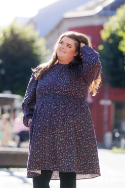 Solveig kjole -*Careless Clearance