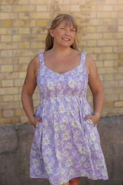 Vera Kjole -*Careless Online